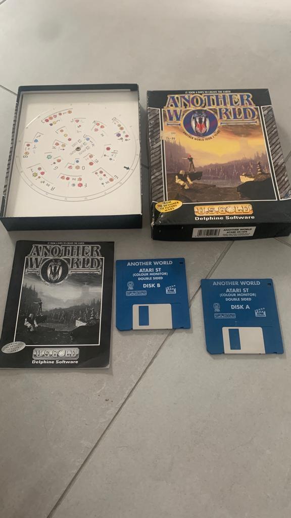 [ESTIMATION]Gros lot Jeux Amiga en boite et quelques jeux Atari ST, PC et PC Engine CD Yd7o