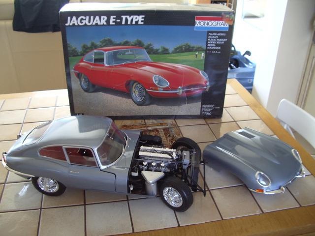 jaguar type-E au 1/8 de chez monogram .  Sulv