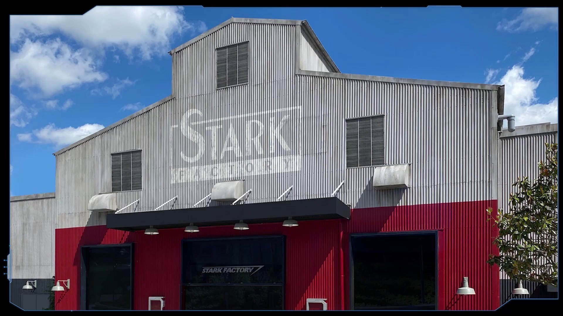 Stark Factory - Studios - Avengers Campus  Udxj
