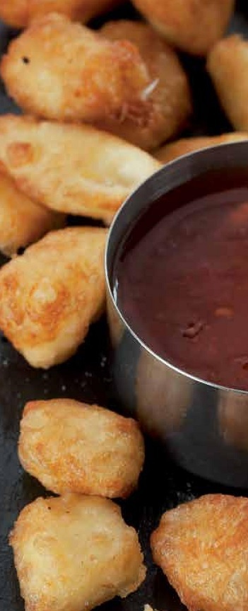 Tempura de fromage en grains, sauce sucrée au chili 14vr