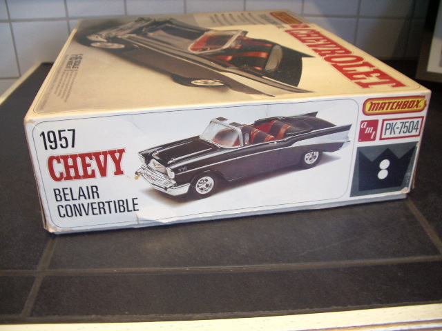 Chevrolet BELAIR convertible de 1957  au 1/16 de chez matchbox/amt  Eoox