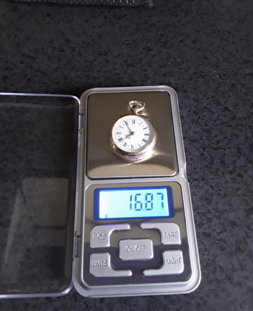Gousset en or 18k 5hfd