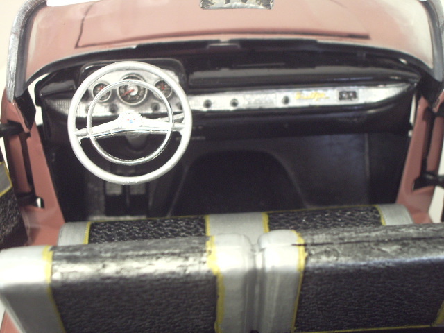 Chevrolet BELAIR convertible de 1957  au 1/16 de chez matchbox/amt  Vj1i