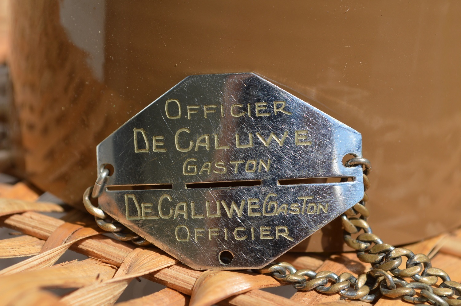 Officier De Galuwe  Aubv