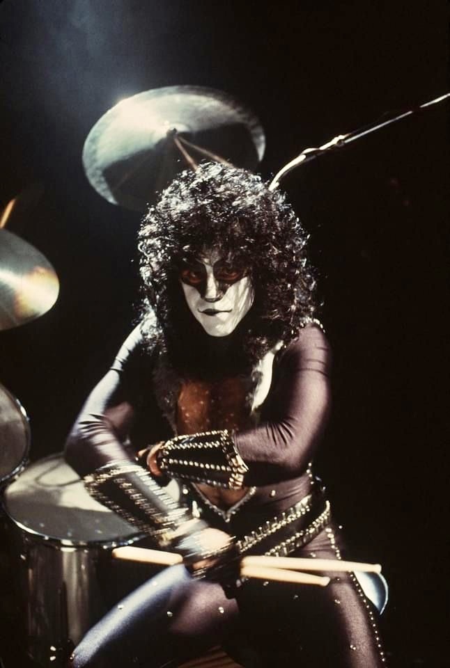 Eric Carr - Page 16 Hp8w