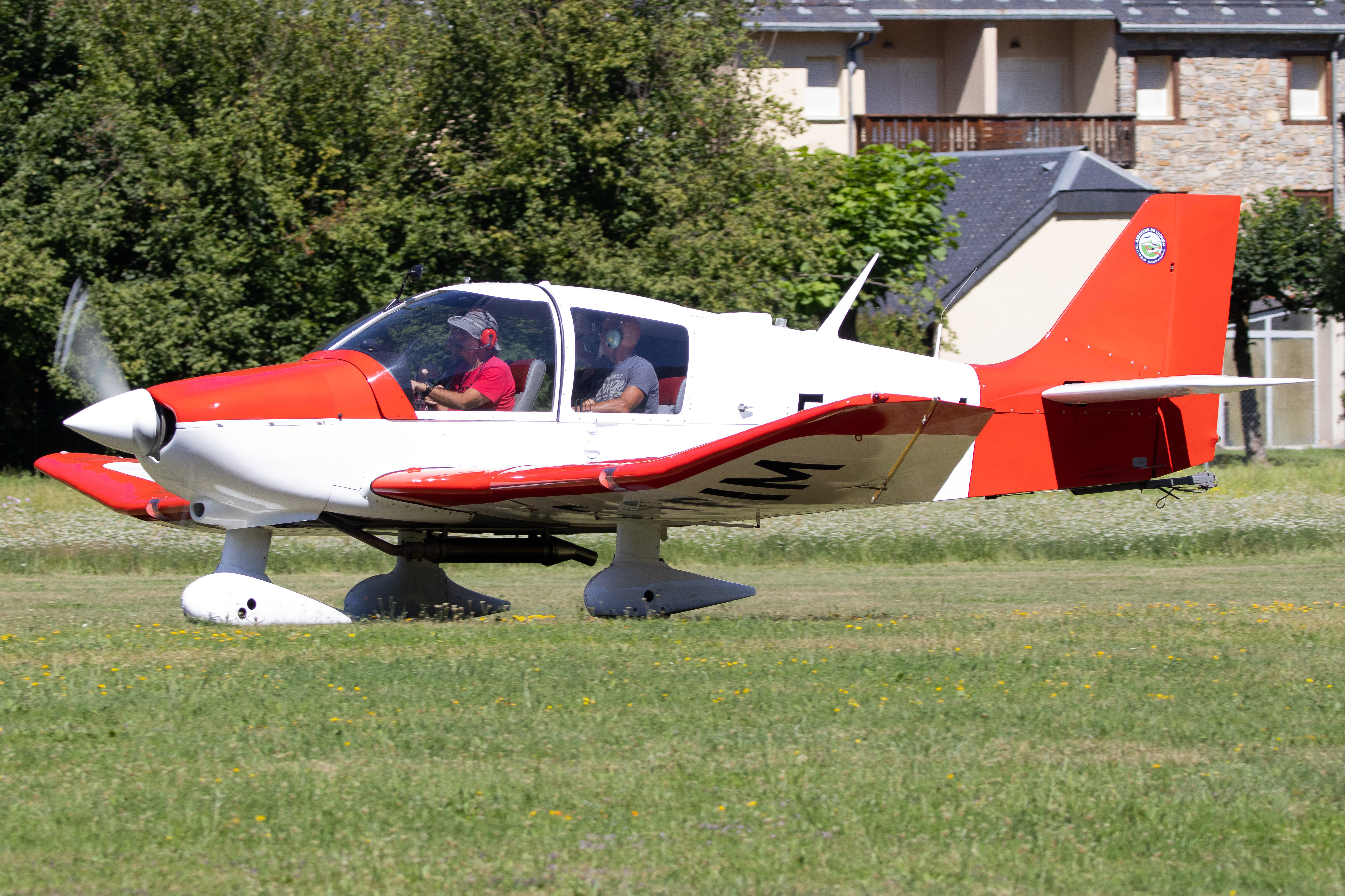 Aérodrome de Bagnères-de-Luchon  Uogl