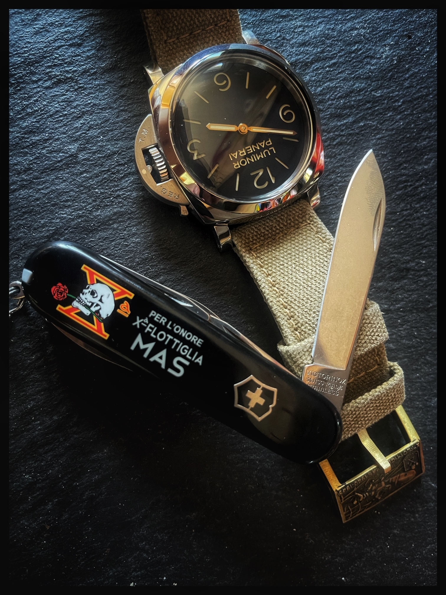 Feu de bracelets PANERAI - tome IV - Page 2 Al27