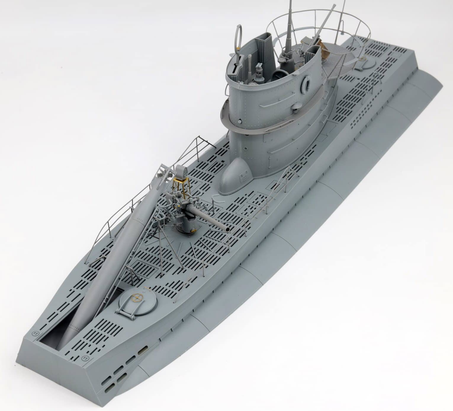 DKM Type VII-C U-boat 1/35. 9wu4