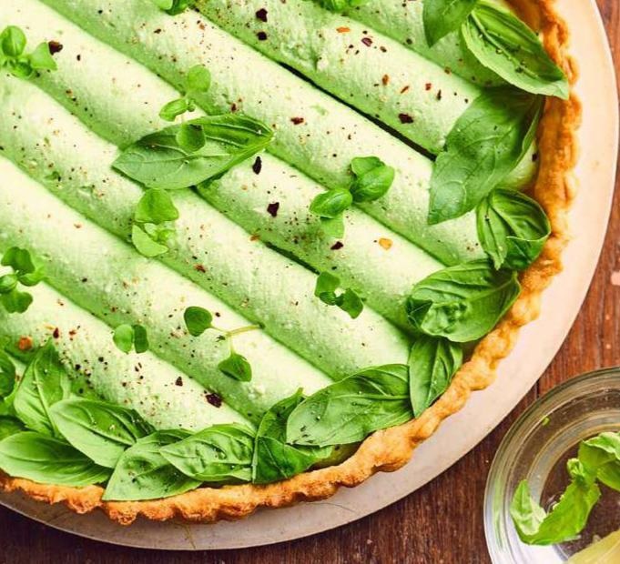 Tarte tapenade/crème de chèvre/pesto basilic Okqr