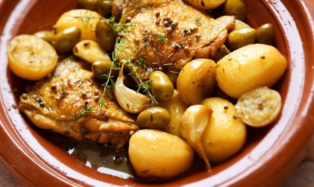 Tajine poulet/citron confit/olives vertes X81j