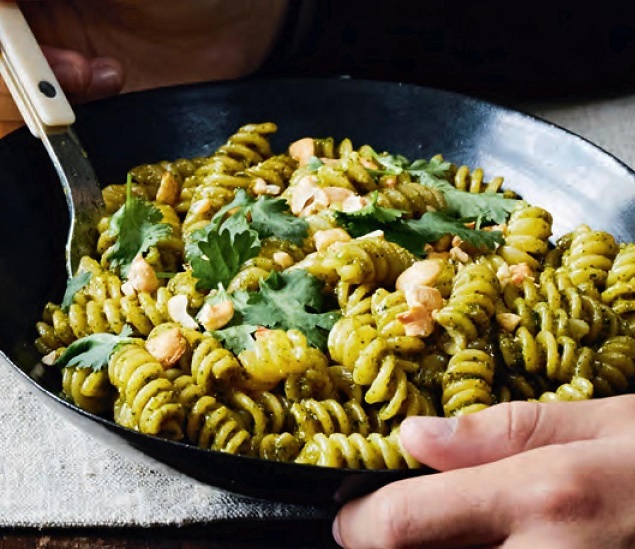 Fusili au pesto de coriandre/noix de cajou 5pi9