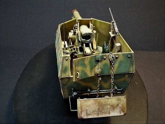 M-12  155 mm Gun Motor Carriage  ACADEMY  1/35 - Page 3 T2r8