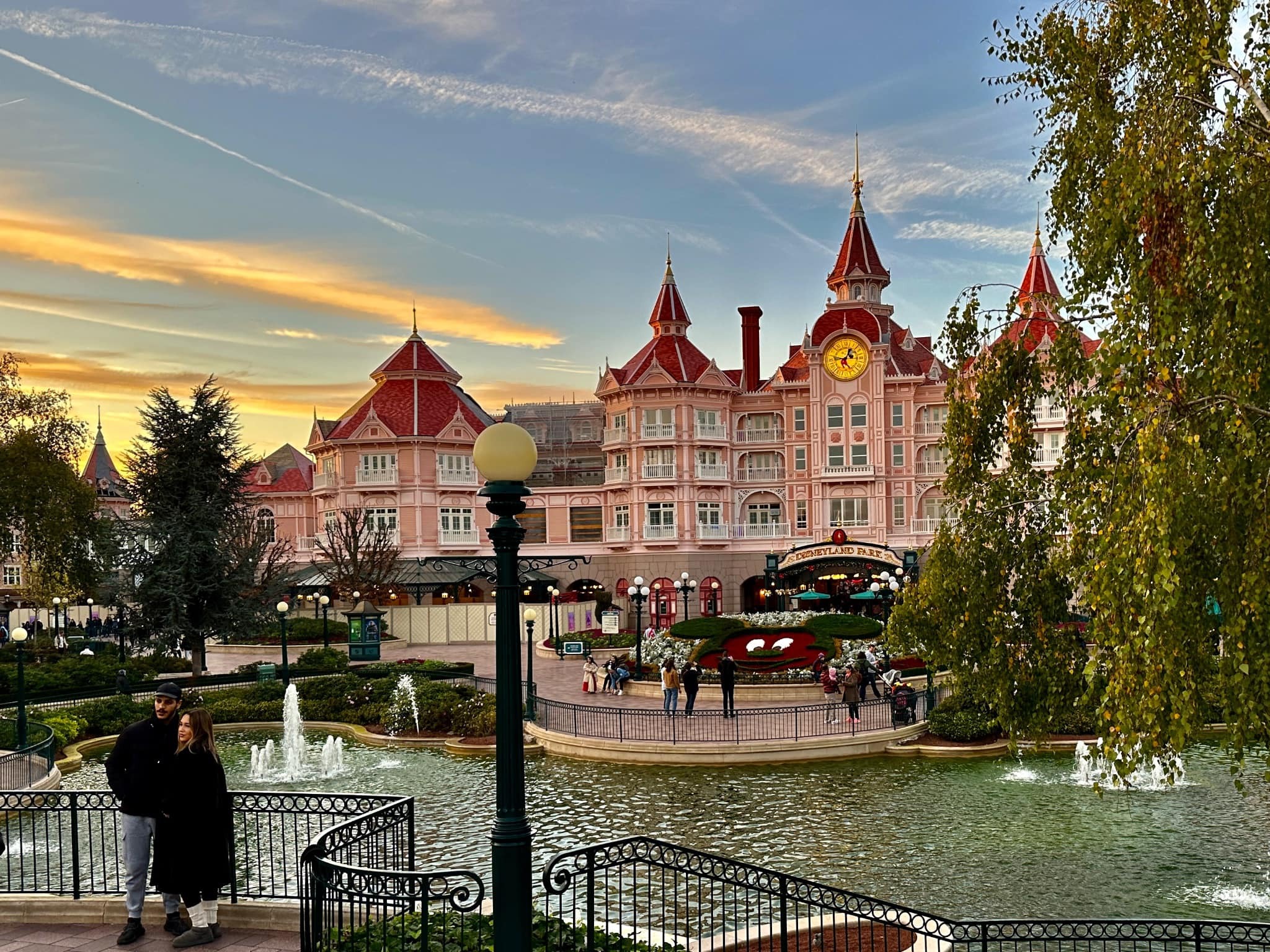 Disneyland Hotel - ré-ouverture le 25 Janvier 2024 Q7sf