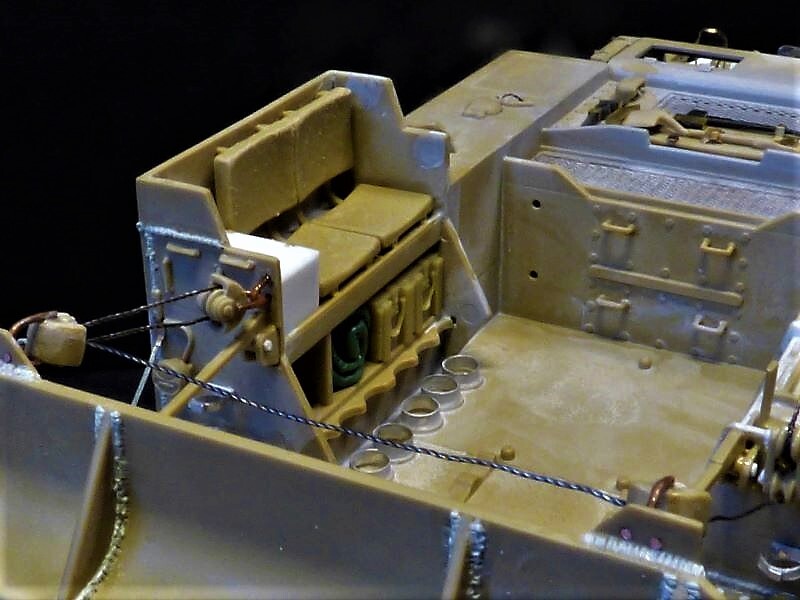 M-12  155 mm Gun Motor Carriage  ACADEMY  1/35 - Page 5 5ose