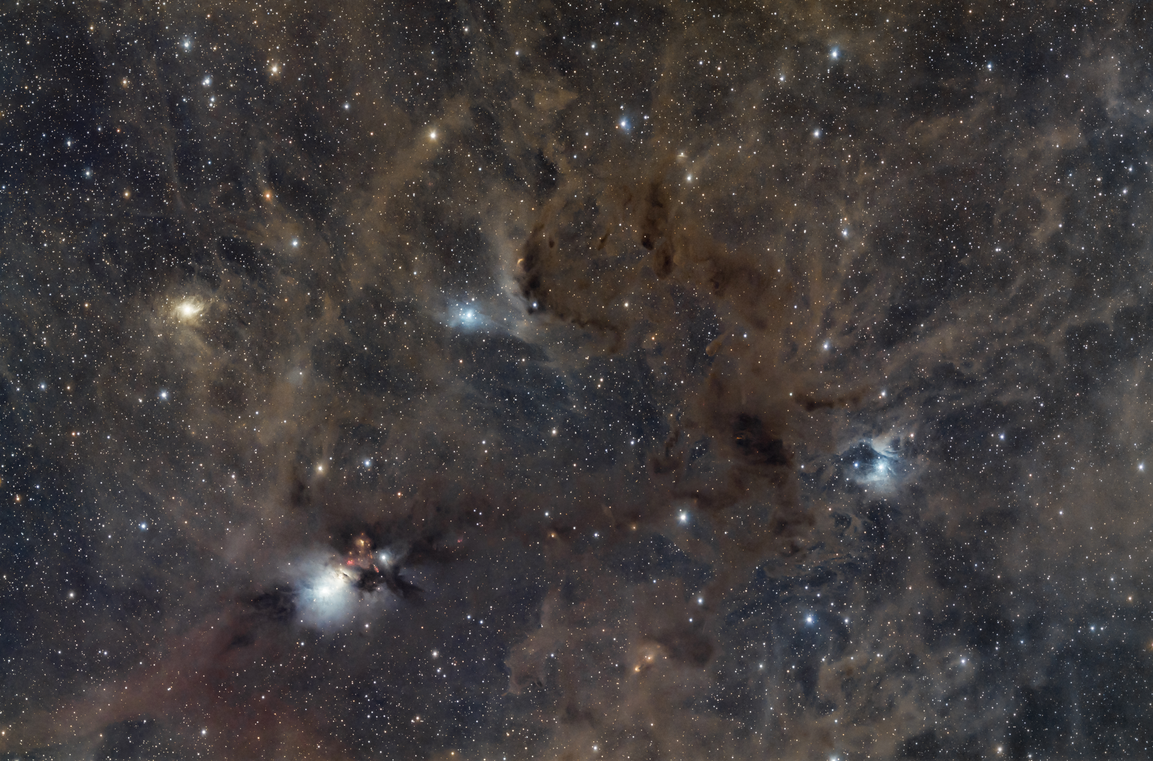 (NEB. sombre) Ngc1333 et le complexe de nuages sombres Fhsm