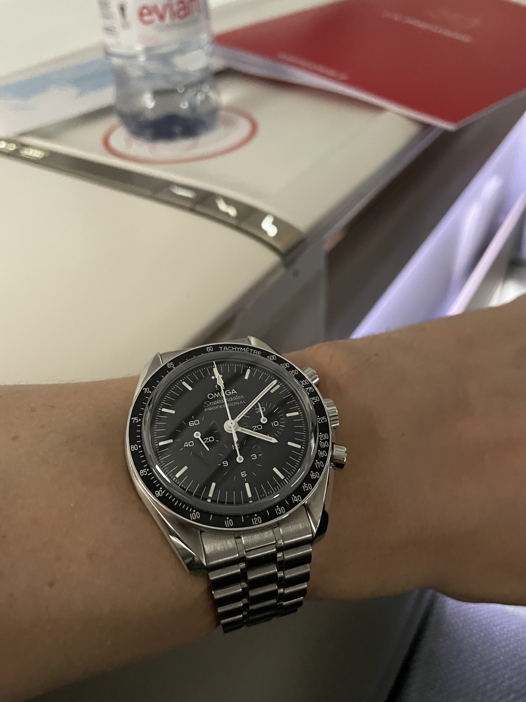 Nouvelle Speedmaster Moonwatch 3861 - tome 2 - Page 37 Bvhd