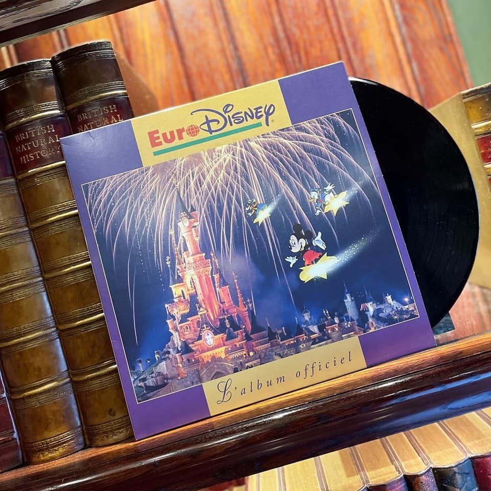 Articles des 30 ans de Disneyland paris  - Page 15 6g68