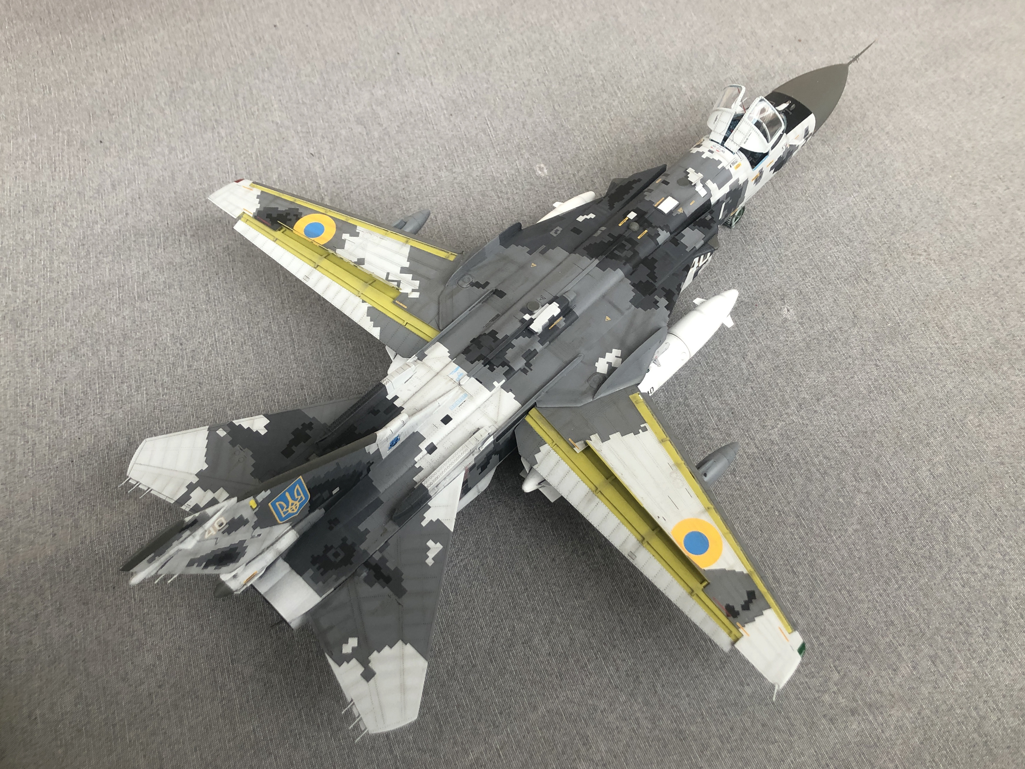 SU-24 fencer - 1/48 - Ukraine digital camo Jhj6