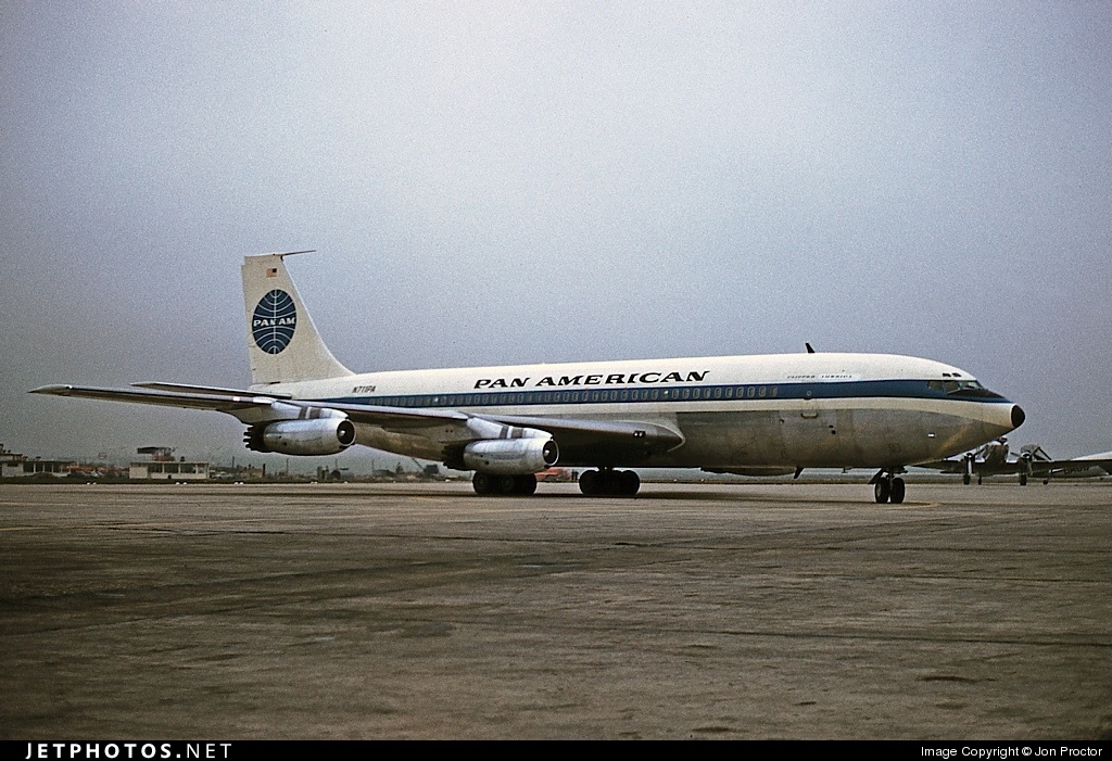 (GB "Multimoteurs ") [Authentic airliners] Boeing B707-121 1/144  J8og