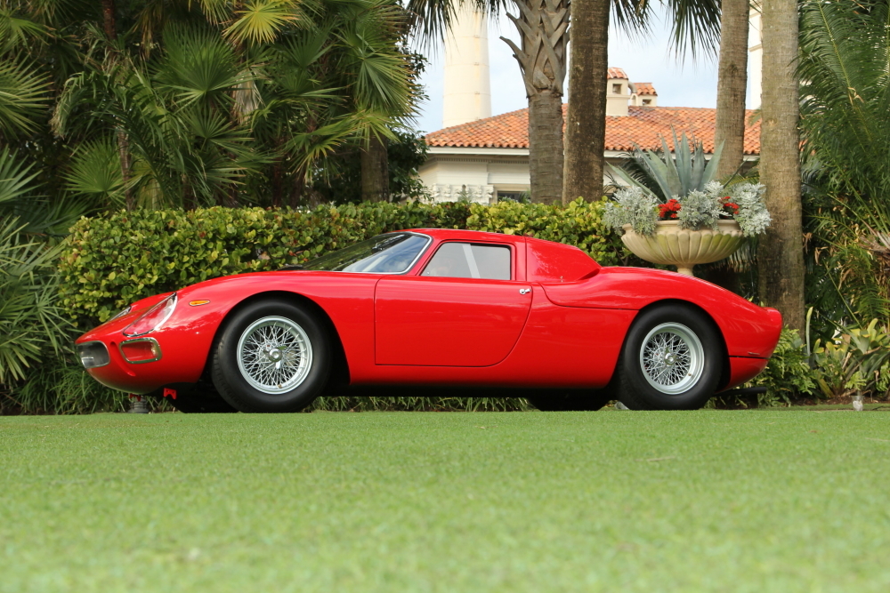 Maqueta Ferrari 296 GTB a escala 1:43 en Rosso Corsa | Ferrari