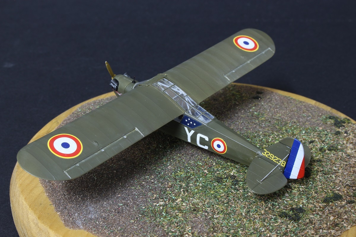 [KP] Piper L-4 Grasshopper (Piper Cub) -1/72 - Déco France - Campagne d'Italie 1944. Ef0x