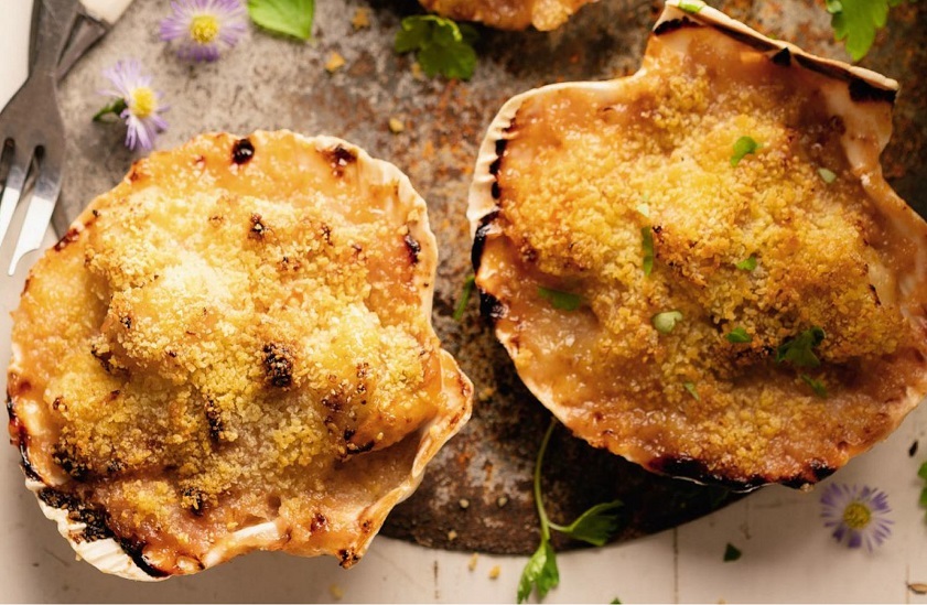 Coquilles saint-Jacques gratinées à la bretonne Yk7o