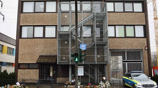 Tuerie de masse entre Témoins de Jéhovah à Hambourg Jn8c