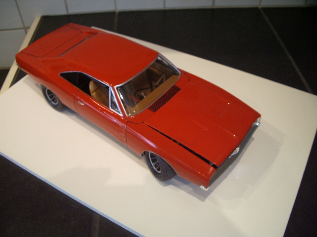 Dodge Charger 1970  GENERAL LEE ( The Dukes Of Hazzard ) au 1/16 de MPC  7yay