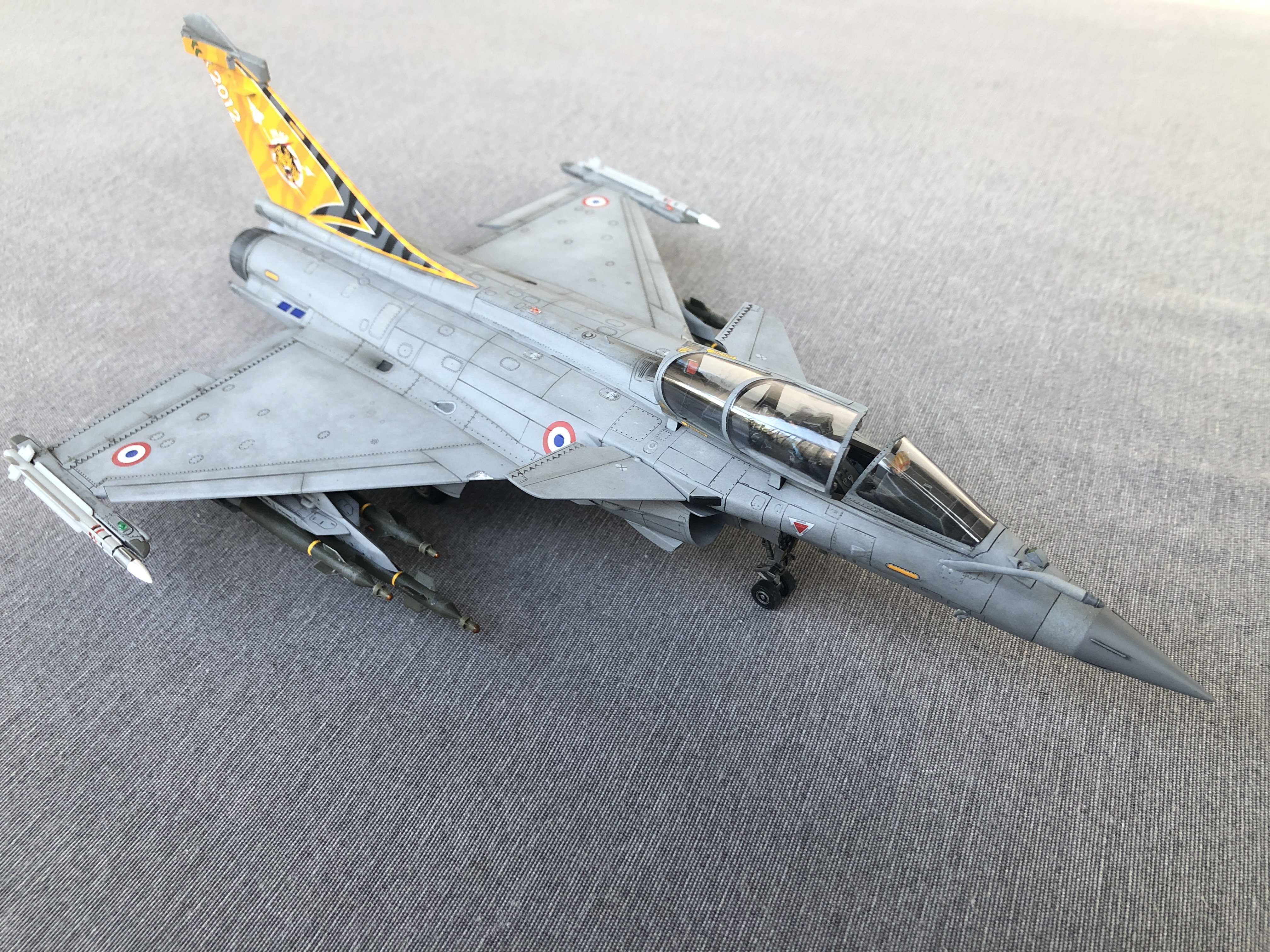 [Academy] Dassault RAFALE C  1/48 Hjdj