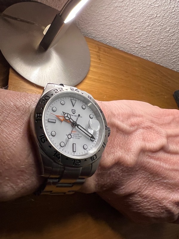Le club des heureux propriétaires décomplexés de montres "hommage" - tome 5 - Page 18 O4mx