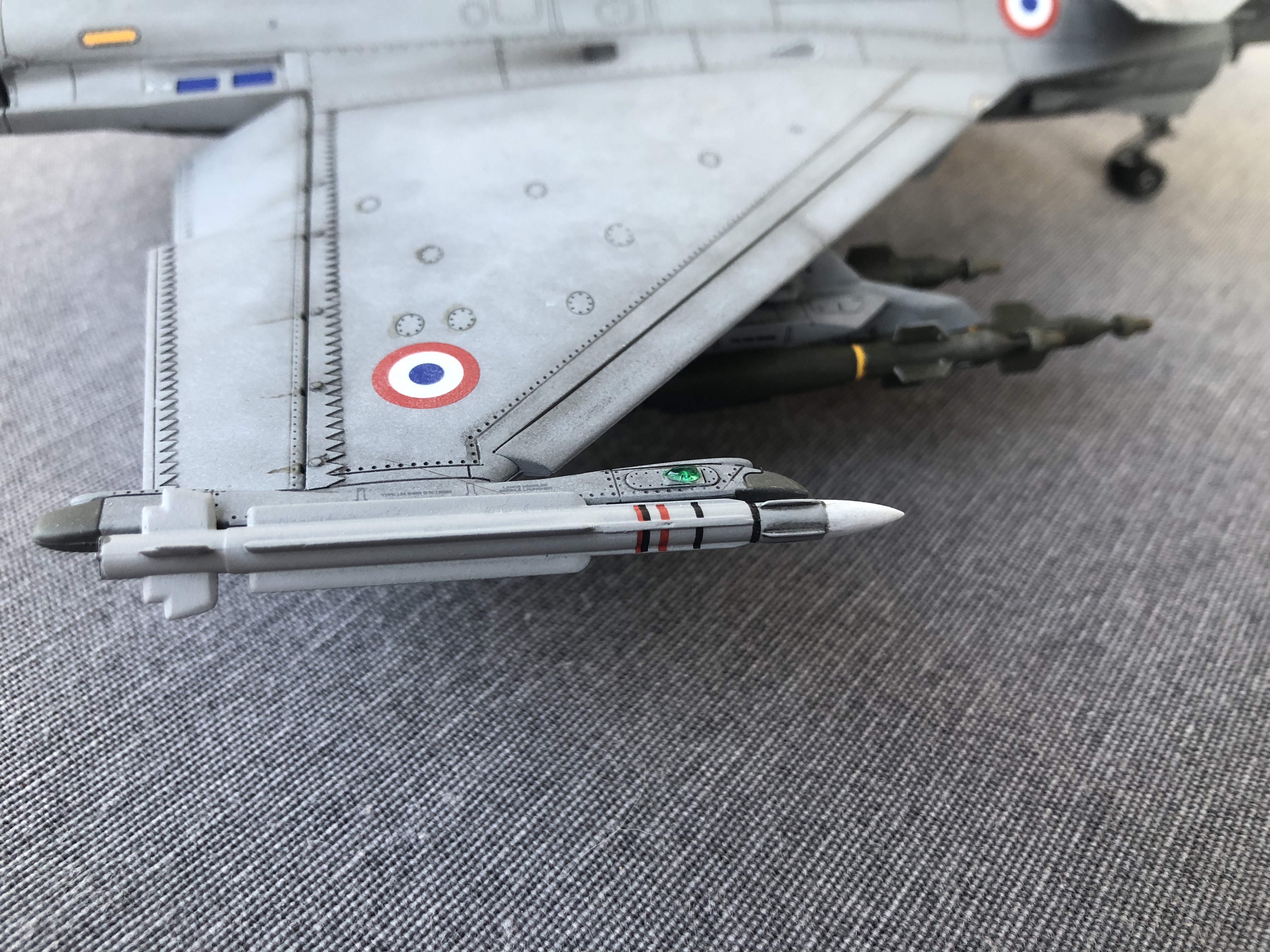 [Academy] Dassault RAFALE C  1/48 Yt6l