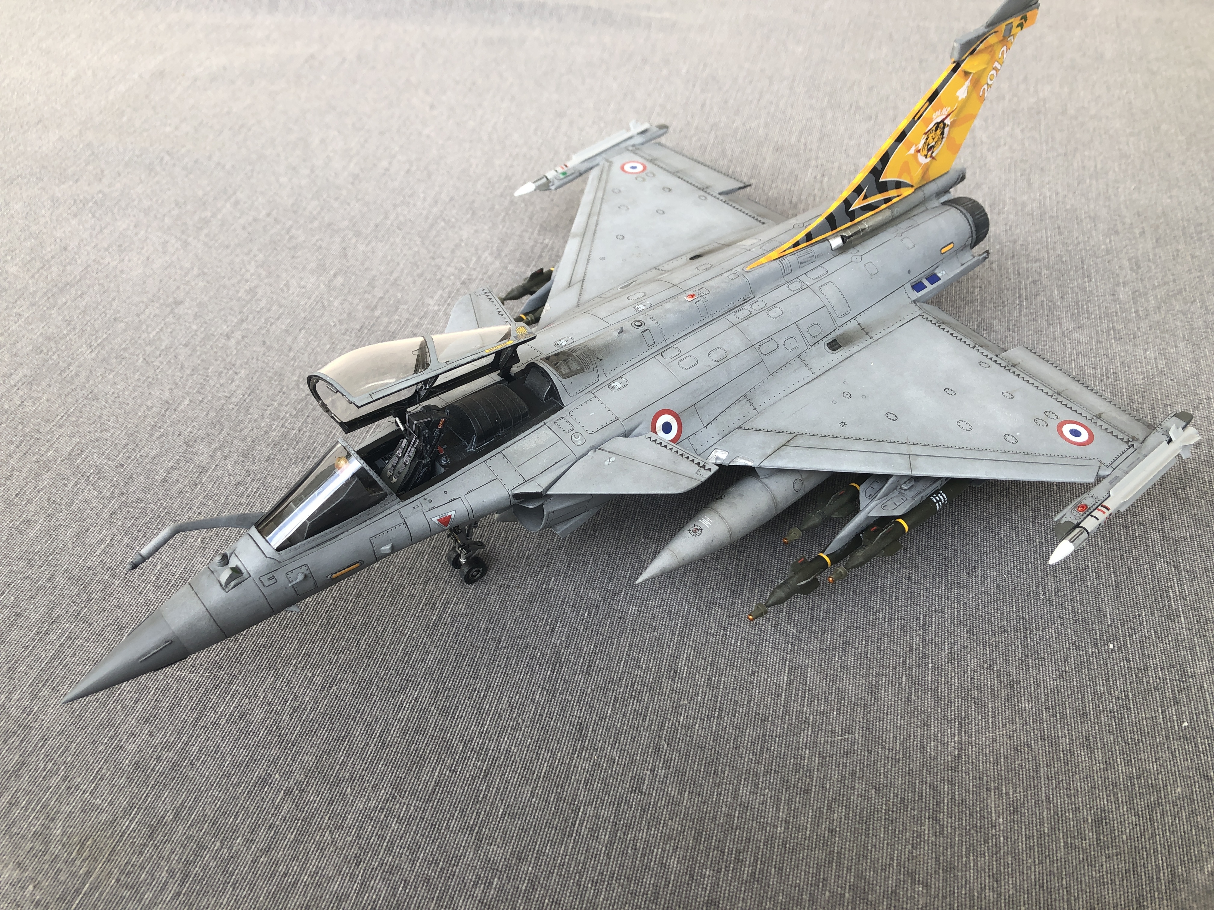 [Academy] 1/48 - Dassault RAFALE C   P3yr