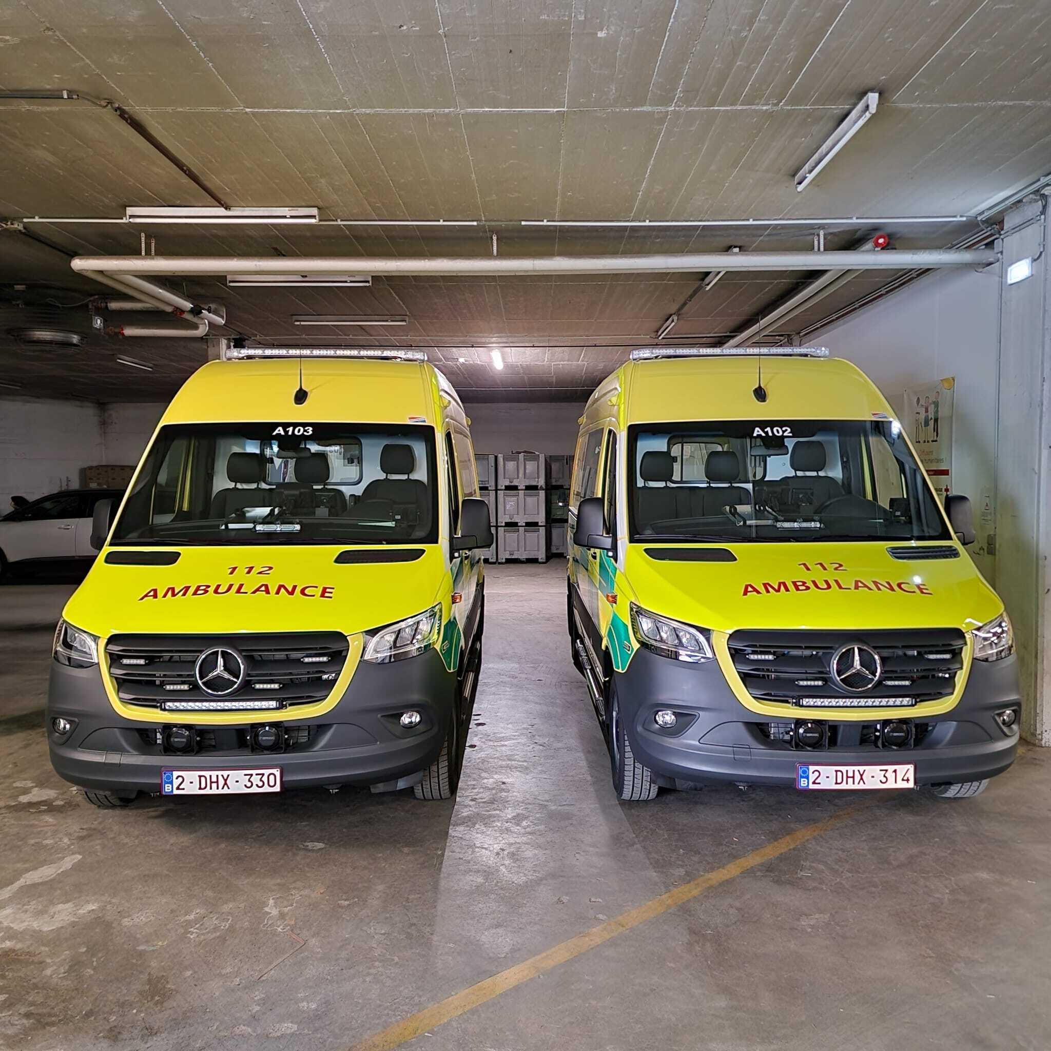 Nouvelles Ambulances 112 Croix-Rouge Bruxelles-Capitale B30b