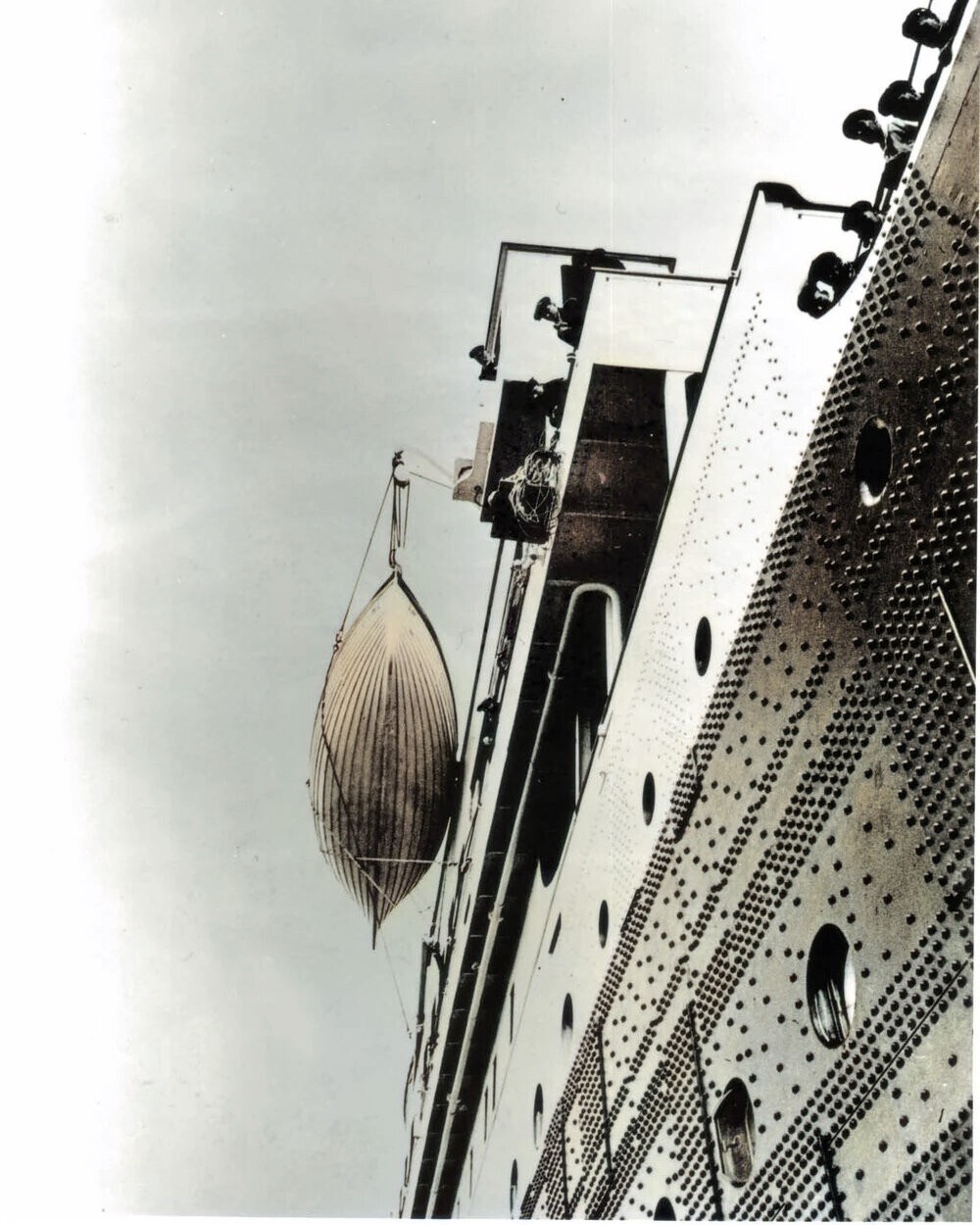 RMS TITANIC  de chez trumpeter au 1/200 .  - Page 6 8dv3