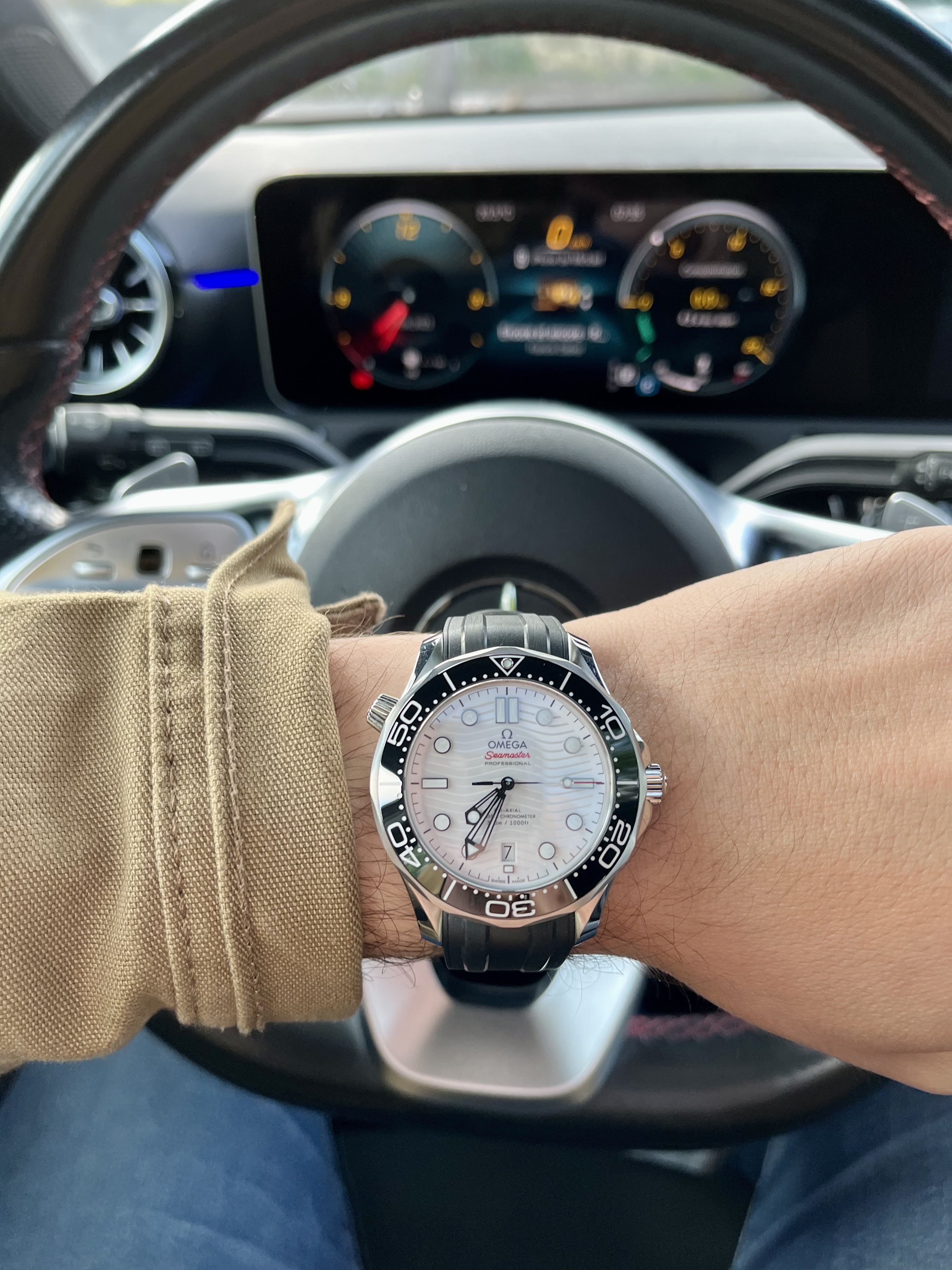 Feu de Seamaster 300 - tome 12 - Page 23 3wfo