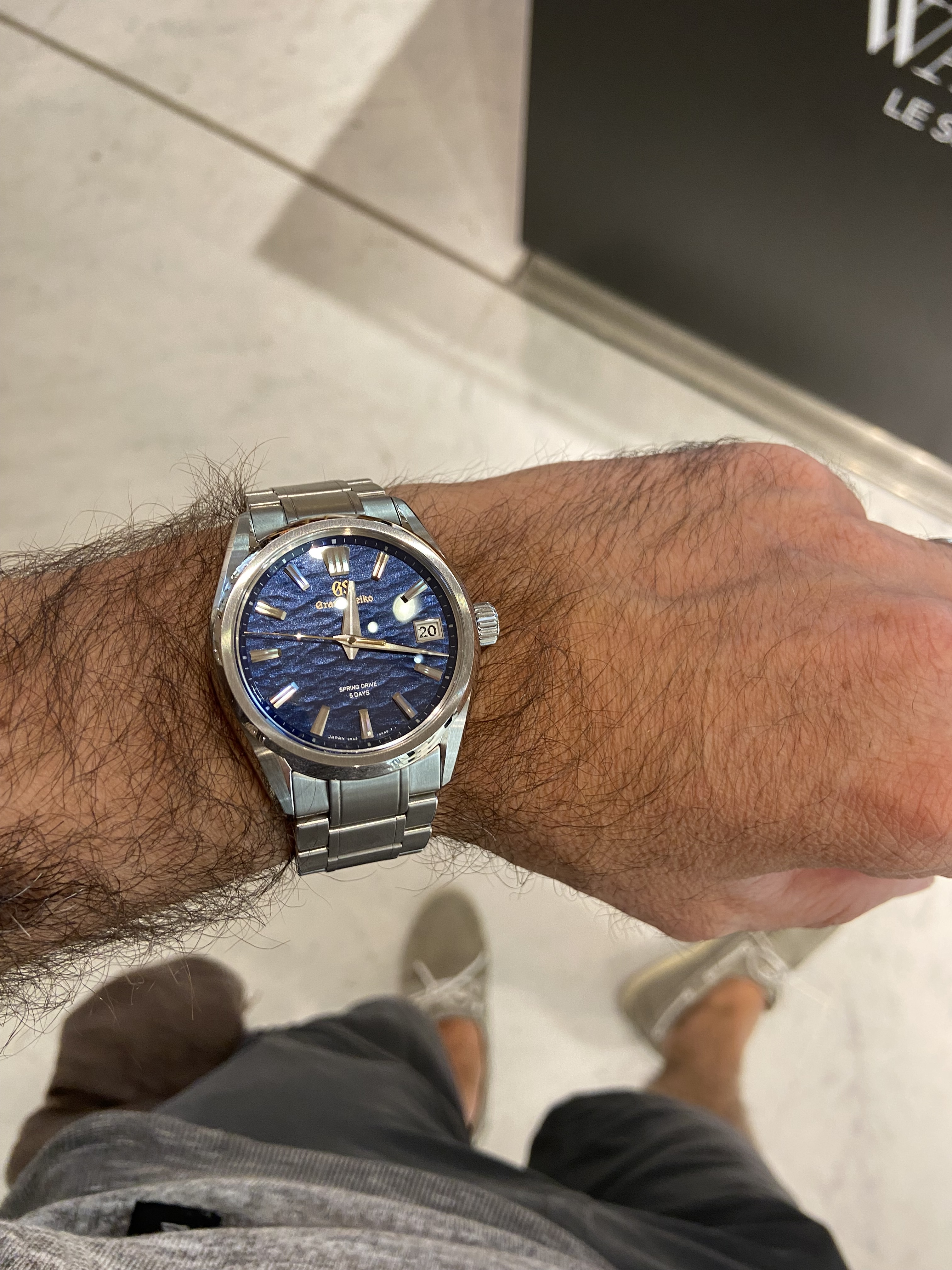 Le club des heureux propriétaires de Grand-Seiko Tome XVIII - Page 8 D1q6