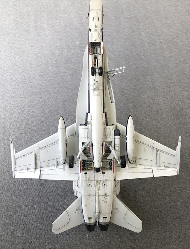[Hobby Boss] 1/48 - McDonnell-Douglas F/A-18D Hornet NASA  Yn54
