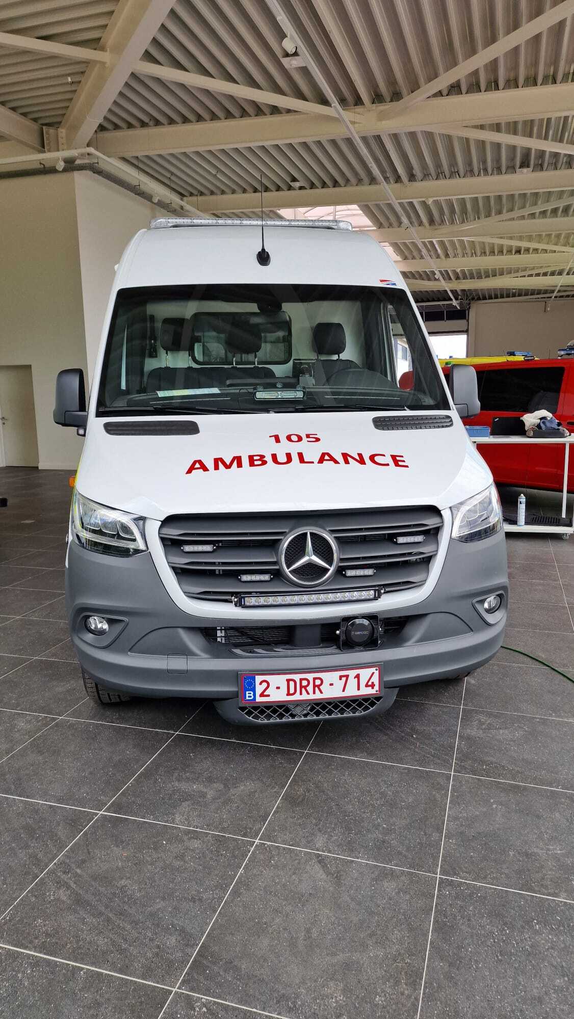 Nouvelles Ambulances 105 Médicalisée Croix-Rouge Bruxelles-Capitale Fr2m