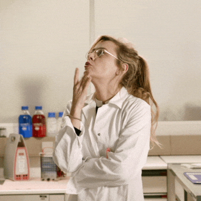 https://zupimages.net/up/23/28/28to.gif