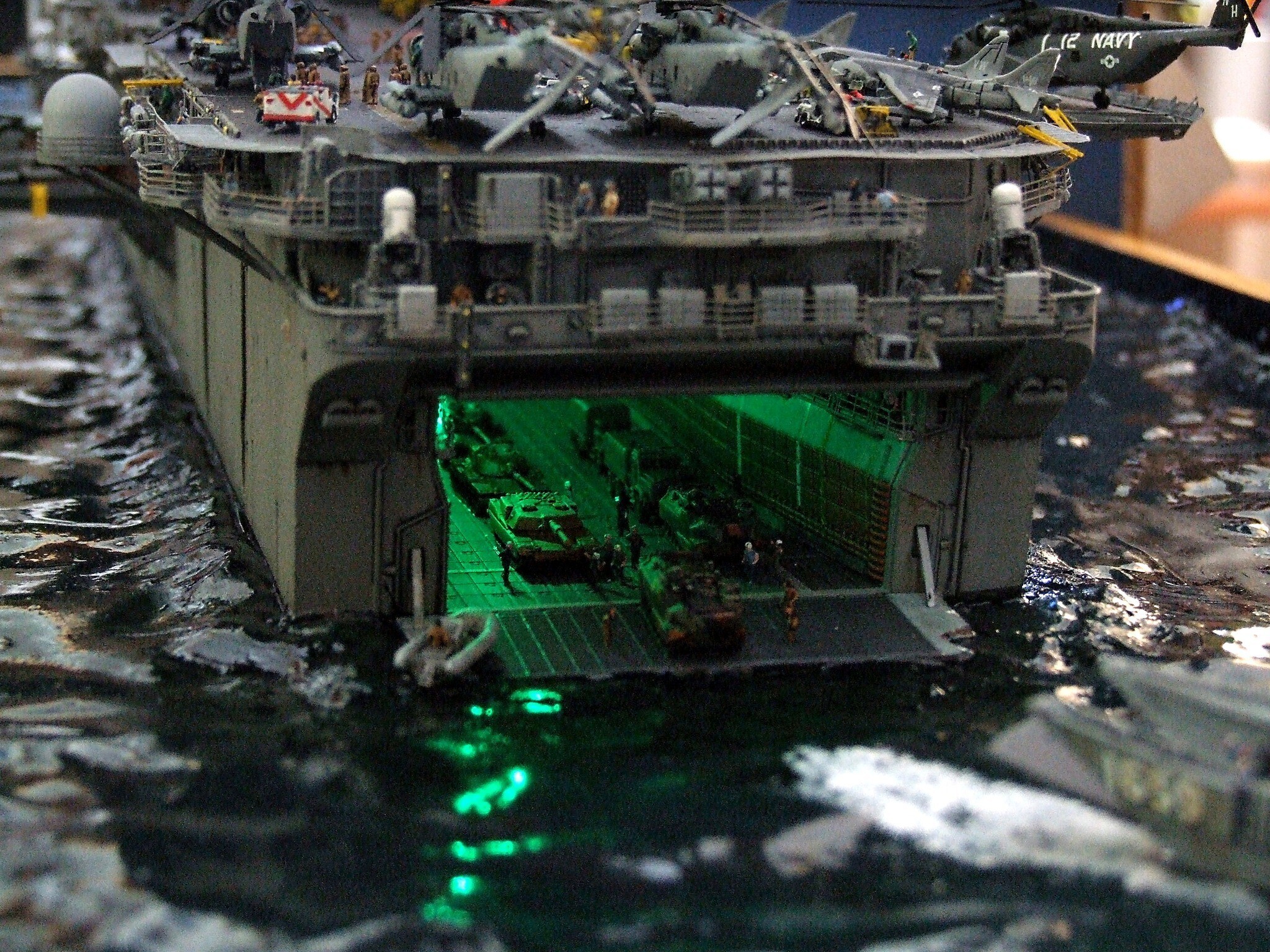 USS Wasp LHD 1 diorama 0g9v