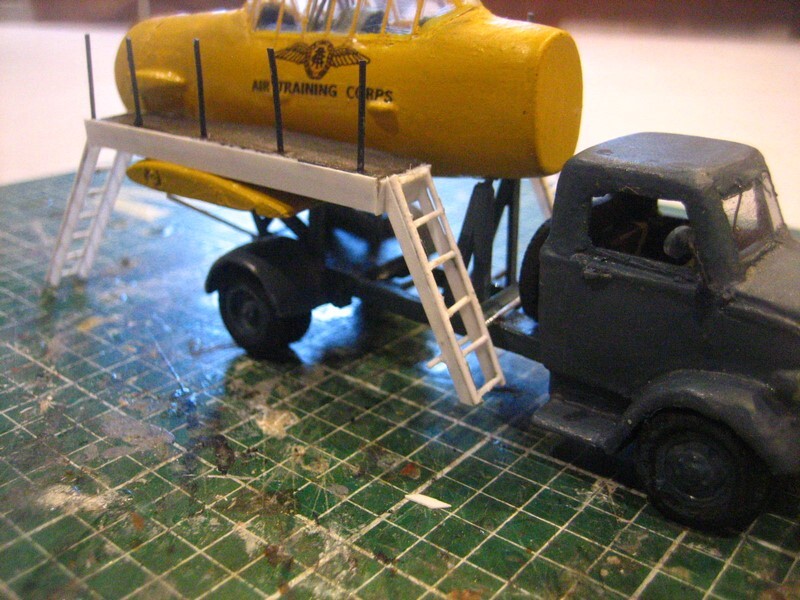 *1/72 - North American T-6 & camion Ford COE- ignoré - Page 2 9j1k