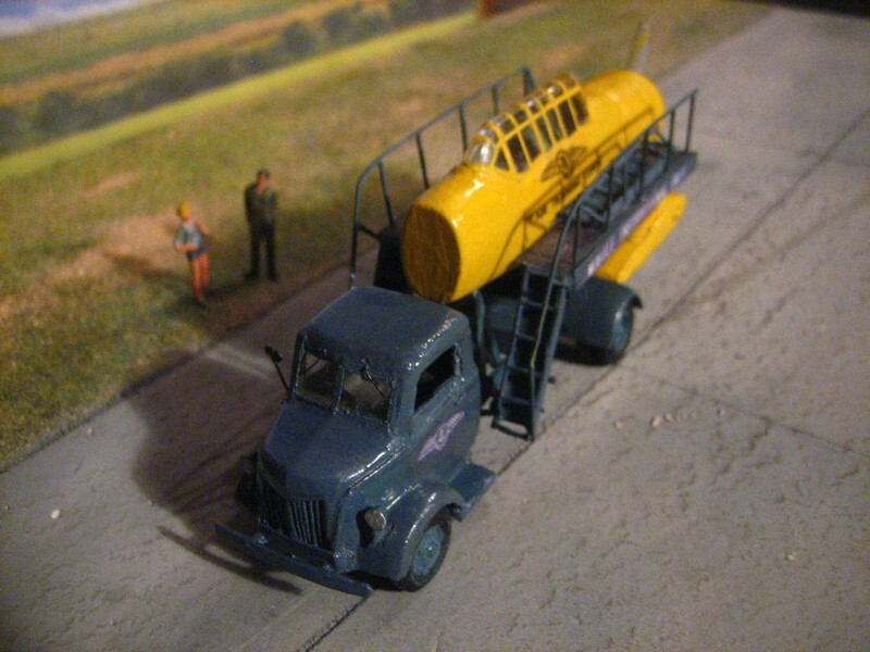 *1/72 - North American T-6 & camion Ford COE- ignoré - Page 2 1b9q
