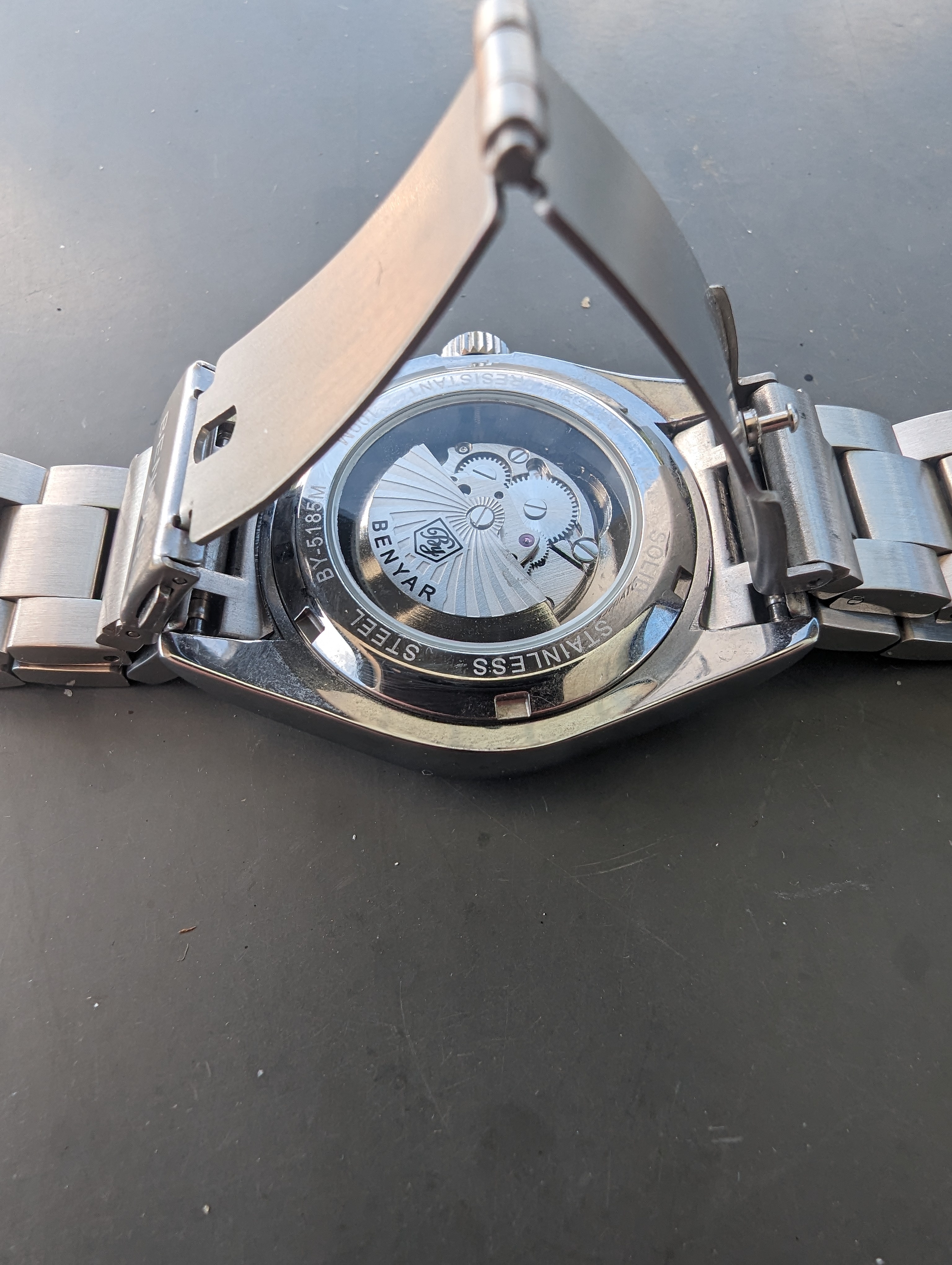 **** La montre du jour ! Vol. 42**** - Page 39 Ukkf