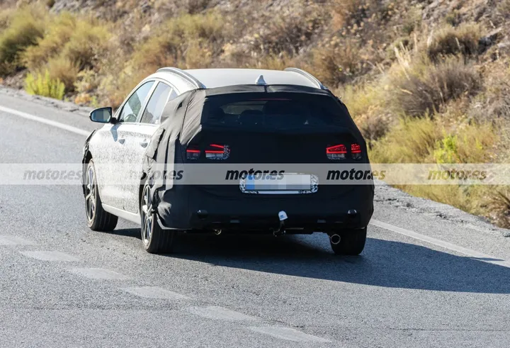 2020 - [Hyundai] I30 III 5p/SW/Fastback Facelift - Page 4 Isx7