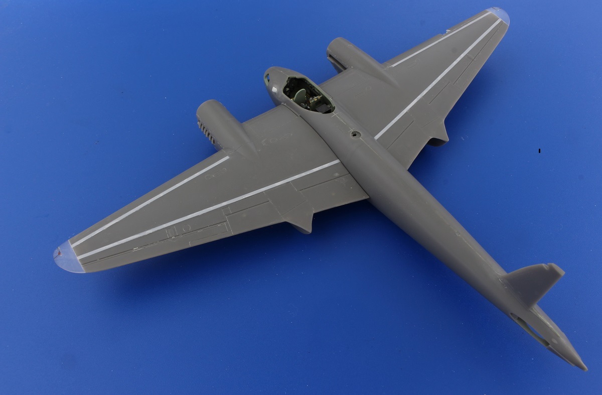 [Airfix] 1/72 - De Havilland Mosquito PR XVI - L'avion d'Yves Ezanno. Un voile de gris... ! - Page 3 6ww1
