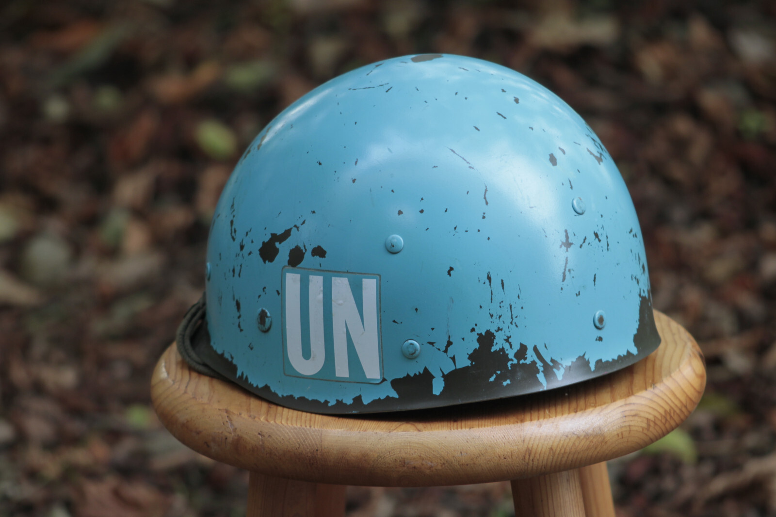 un sous-casque des Pays Bas aux couleurs de l'ONU 9gab