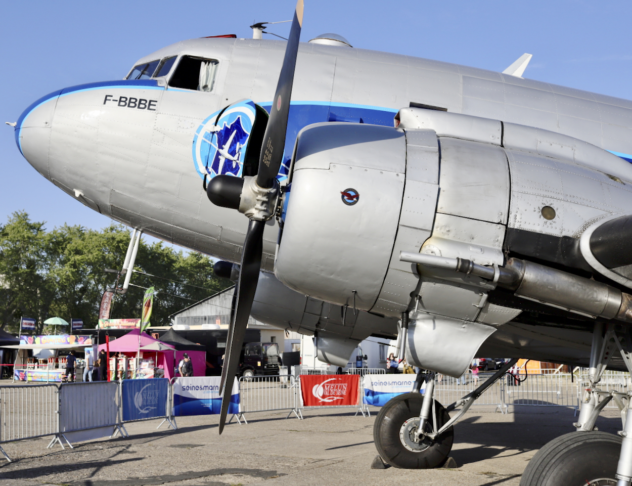 MELUN  Air  Légend 2023. - Page 4 Uh6e