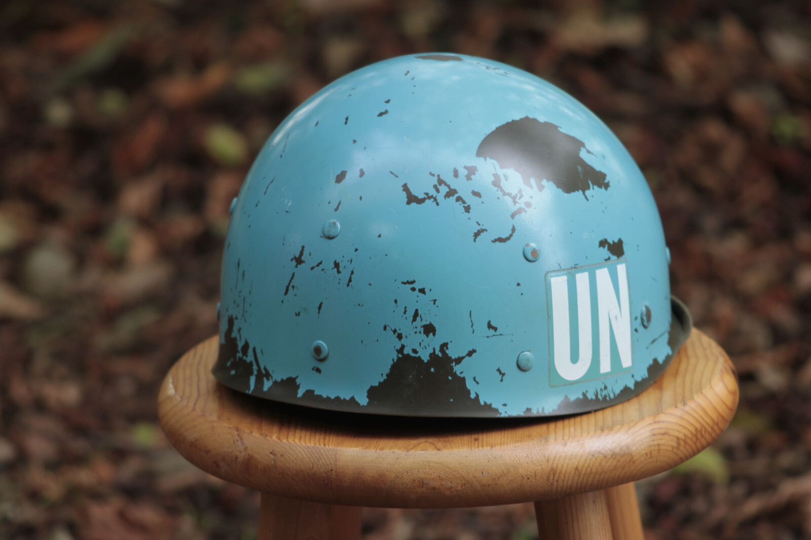 un sous-casque des Pays Bas aux couleurs de l'ONU Vhfc