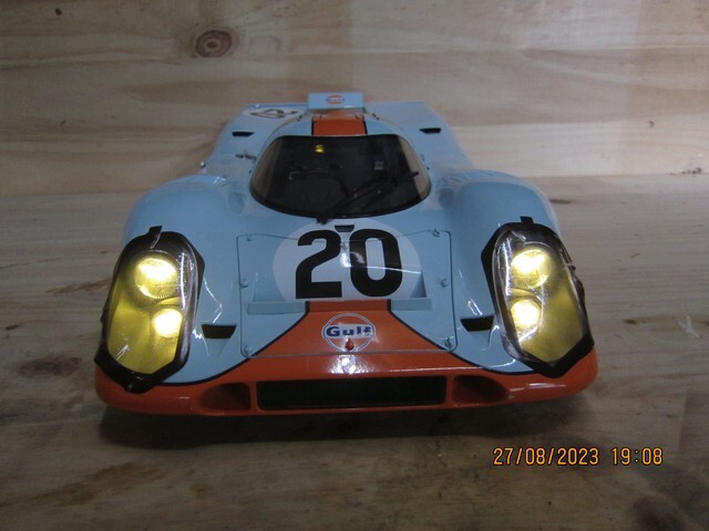 Porsche 917 [IXO 1/8°] de 0582..574 Richard E0v1