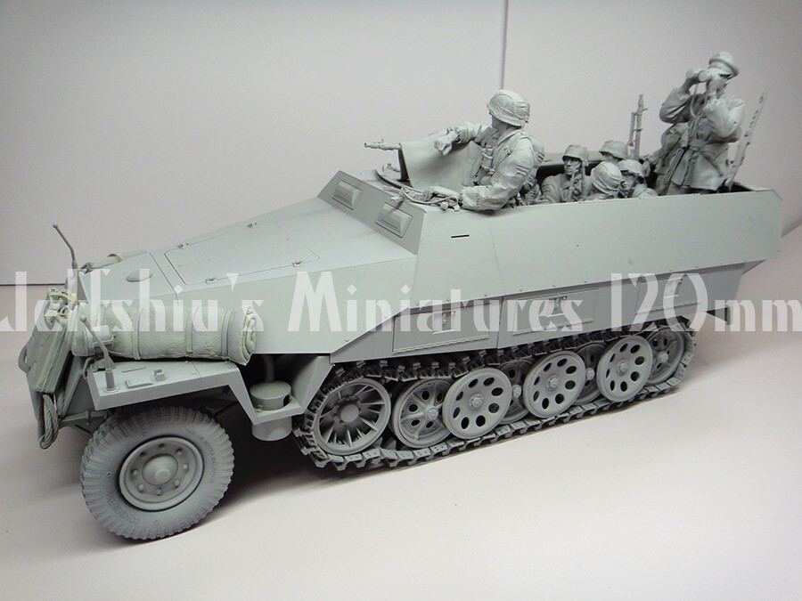 Figurines 1/16 pour Sdkfz 251/1 Nd63